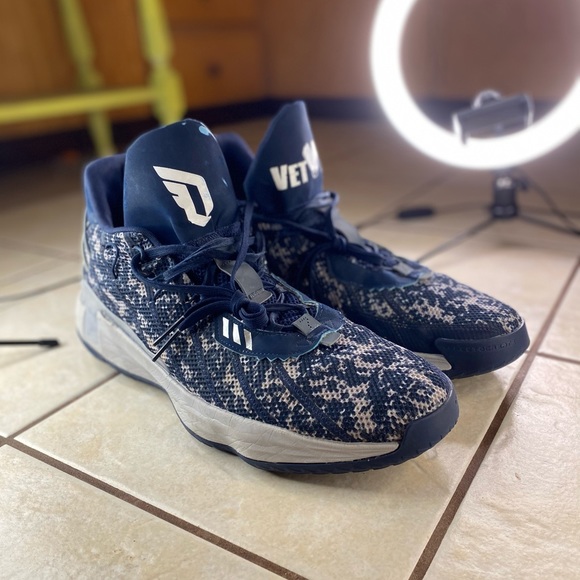 [FY4265] Adidas Mens Dame 7 - Vet Tix size 17 - Picture 3 of 8